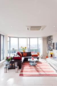 living area in London short stay accommodation