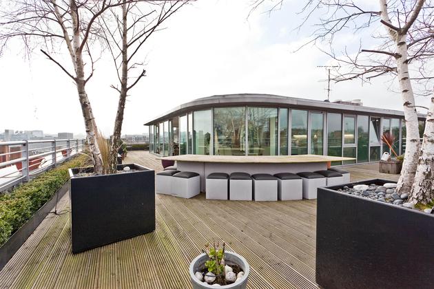 large roof terrace of Clerkenwell serviced apartment