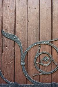 iron wrought swirl