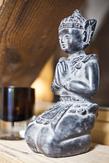 praying statue in london holiday flat