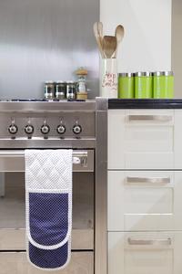 oven in london holiday flat
