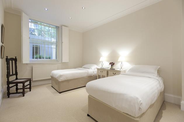 single beds in vacation rentals in London