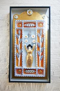 wall art in london apartments short stay